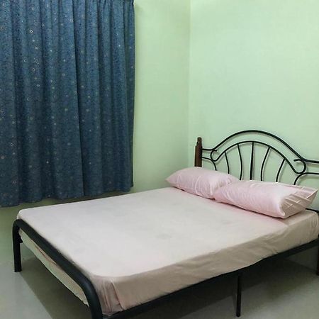Afza Homestay Sura Free Unifi Kampong Sura Masjid 외부 사진