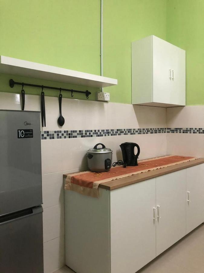 Afza Homestay Sura Free Unifi Kampong Sura Masjid 외부 사진