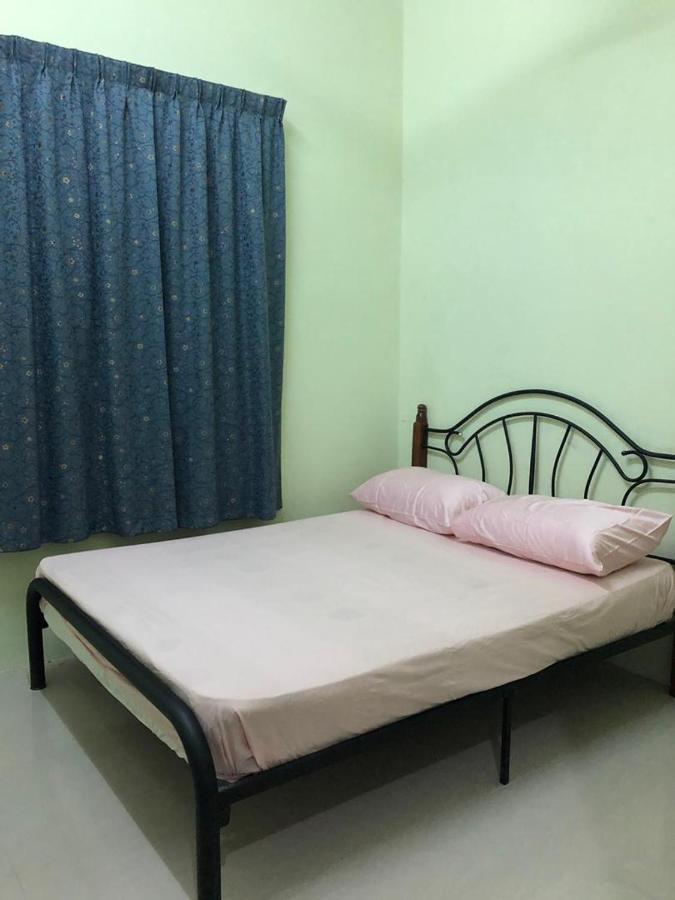 Afza Homestay Sura Free Unifi Kampong Sura Masjid 외부 사진